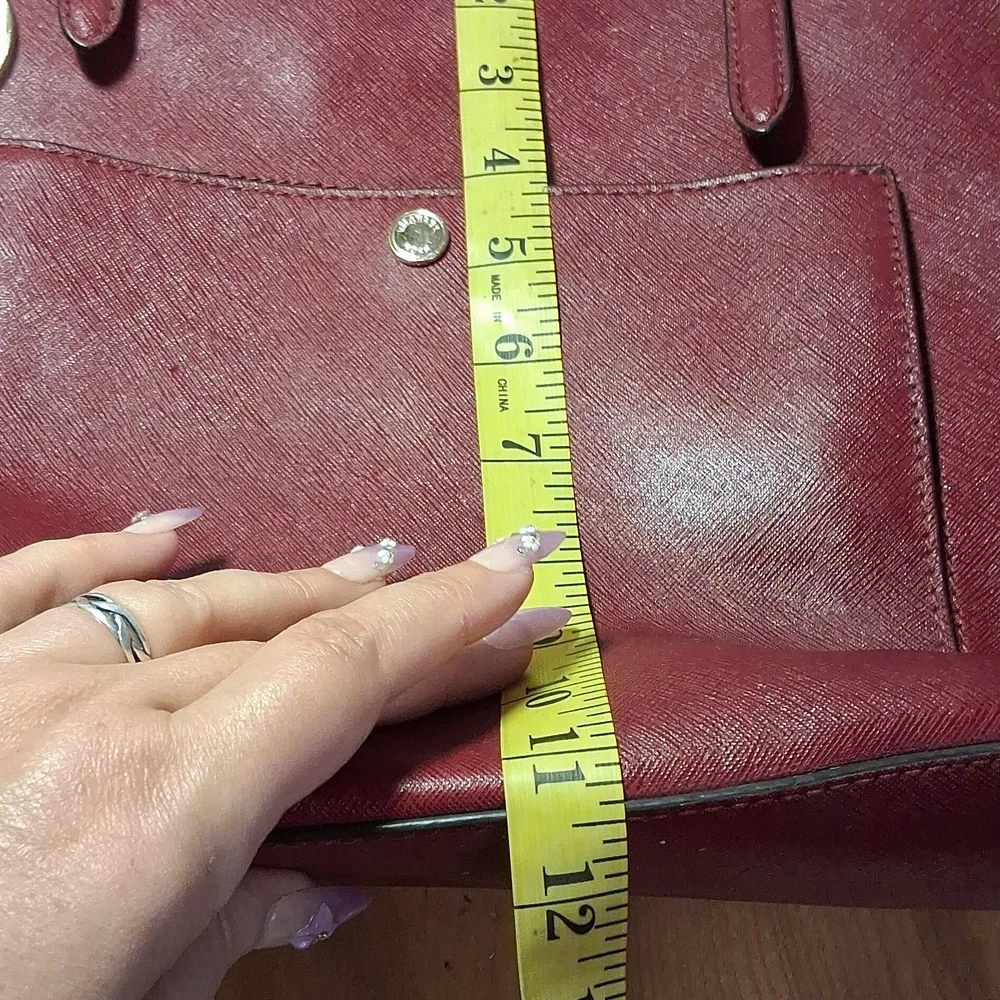 Michael Kors Burgundy Tote Bag - Classic Leather Shoulder Bag - Picture 11 of 14